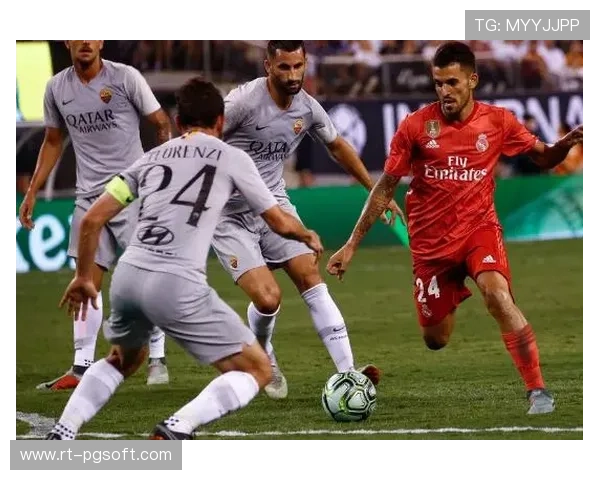 上海男篮卫冕之路:怀特塞德内线统治力与团队深度分析 上海男篮卫冕之路:怀特塞德内线统治力与团队深度分析